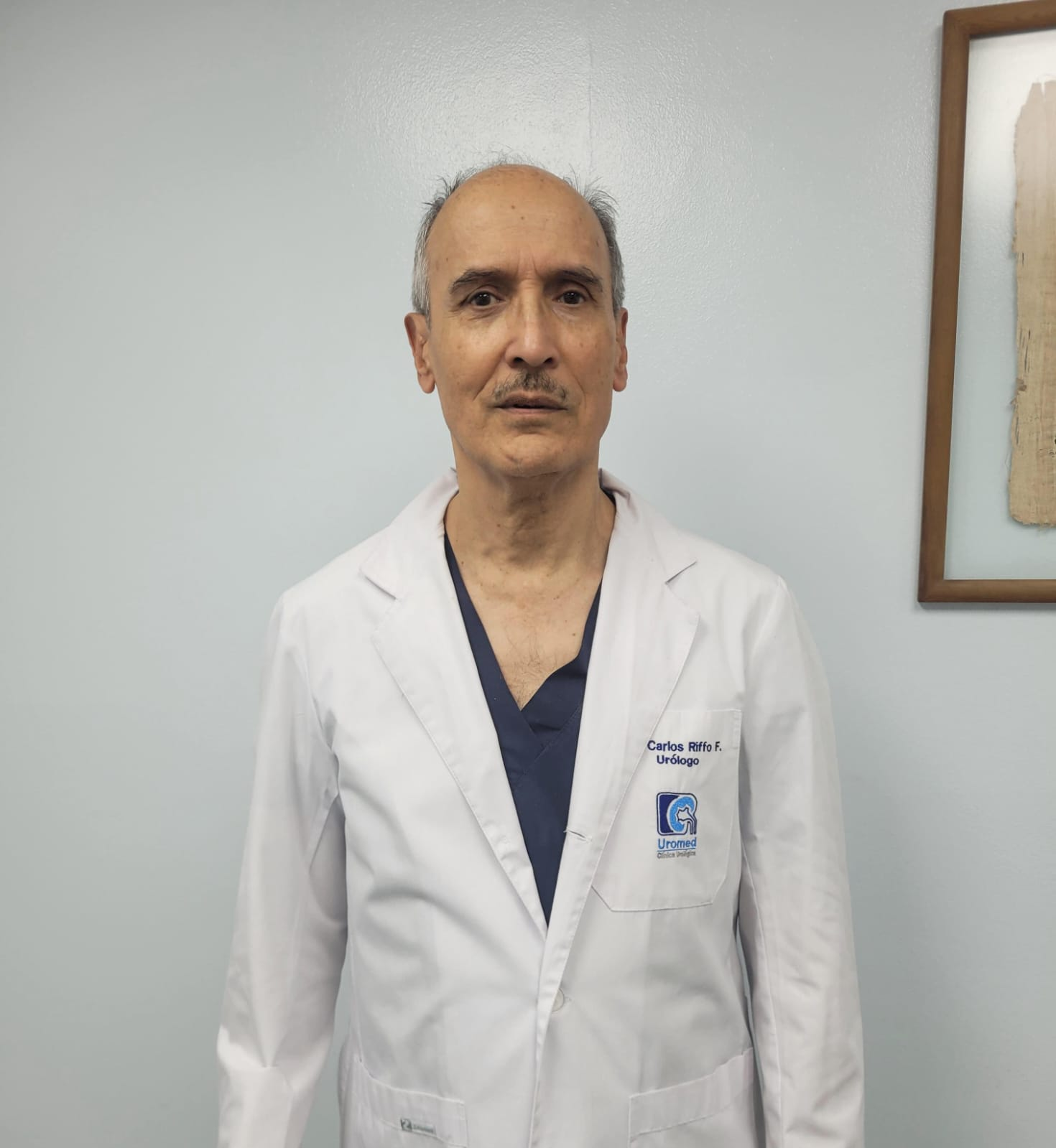 Dr. Carlos Riffo Figueroa