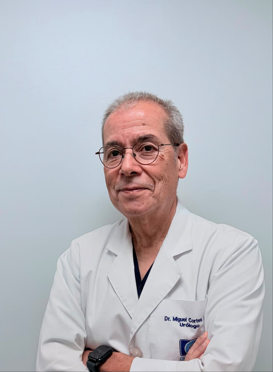 Dr. Miguel Cortés San Martín